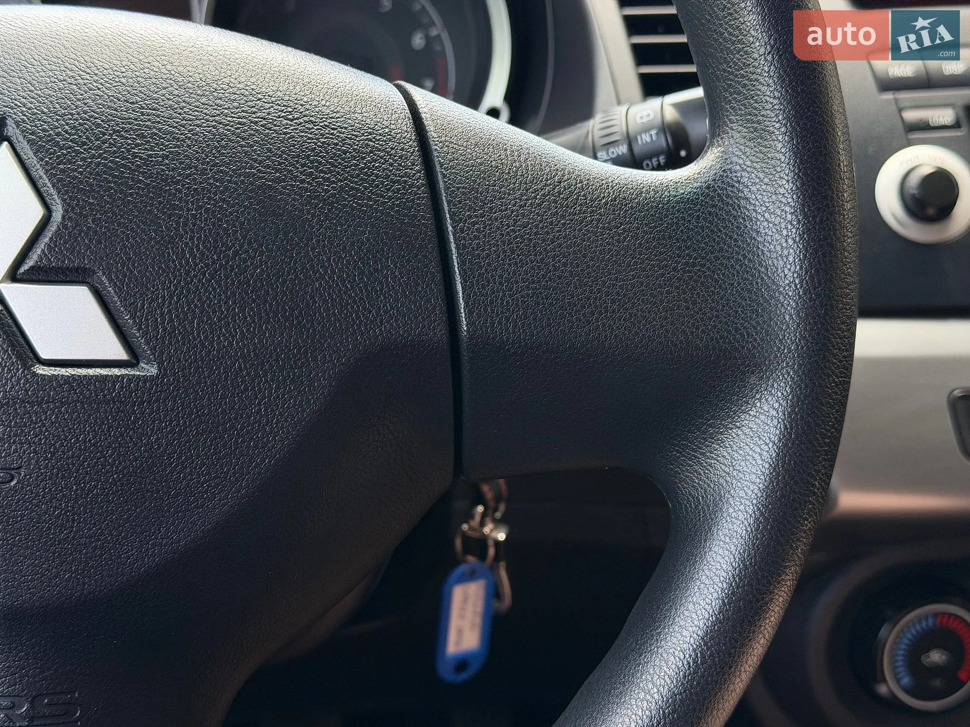 2010 Mitsubishi Lancer - мініатюра 41