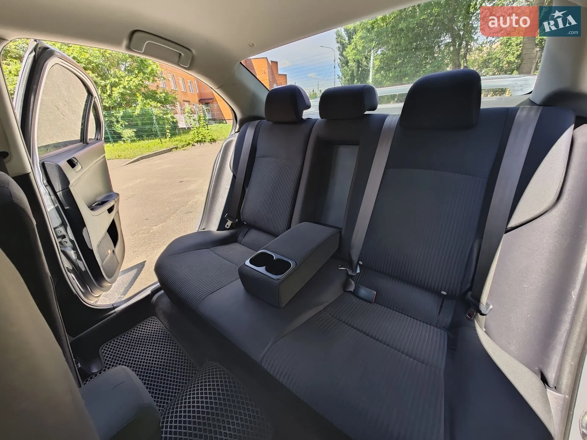 2014 Mitsubishi Lancer - мініатюра 30