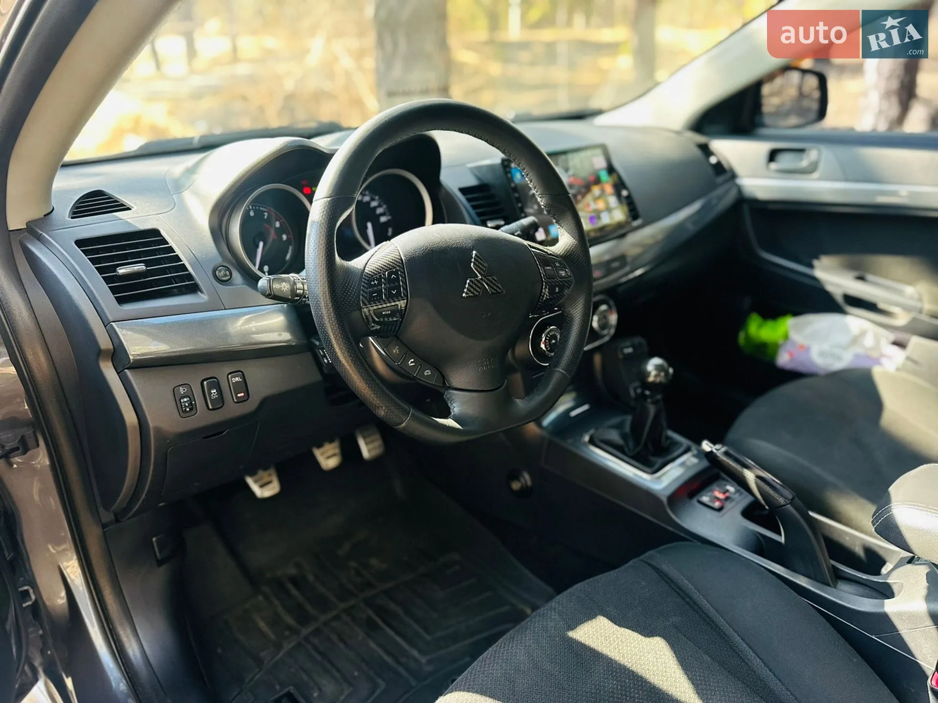 2011 Mitsubishi Lancer - мініатюра 18