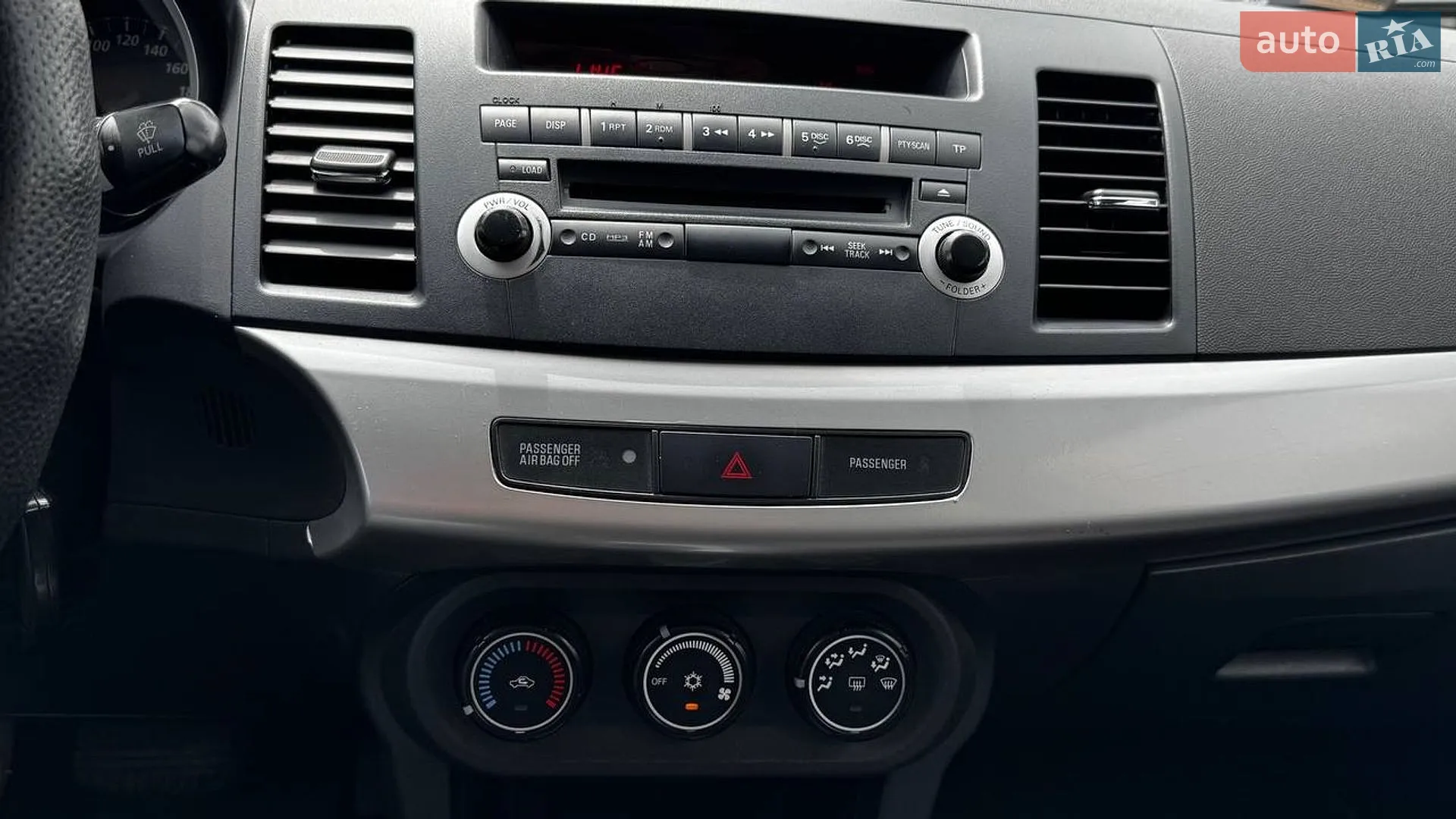 2011 Mitsubishi Lancer - мініатюра 18
