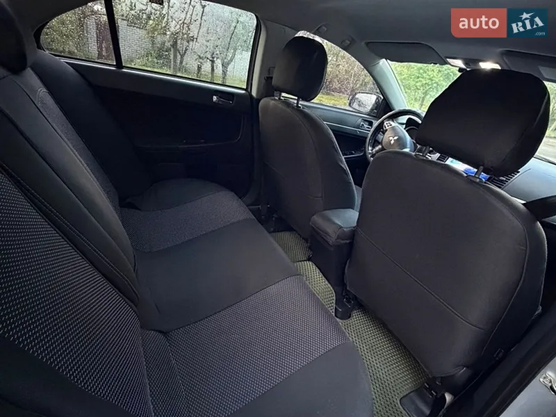 Mitsubishi Lancer 2008 VIN JMBSNCY4A9U000279 фото оголошення 8 з 46