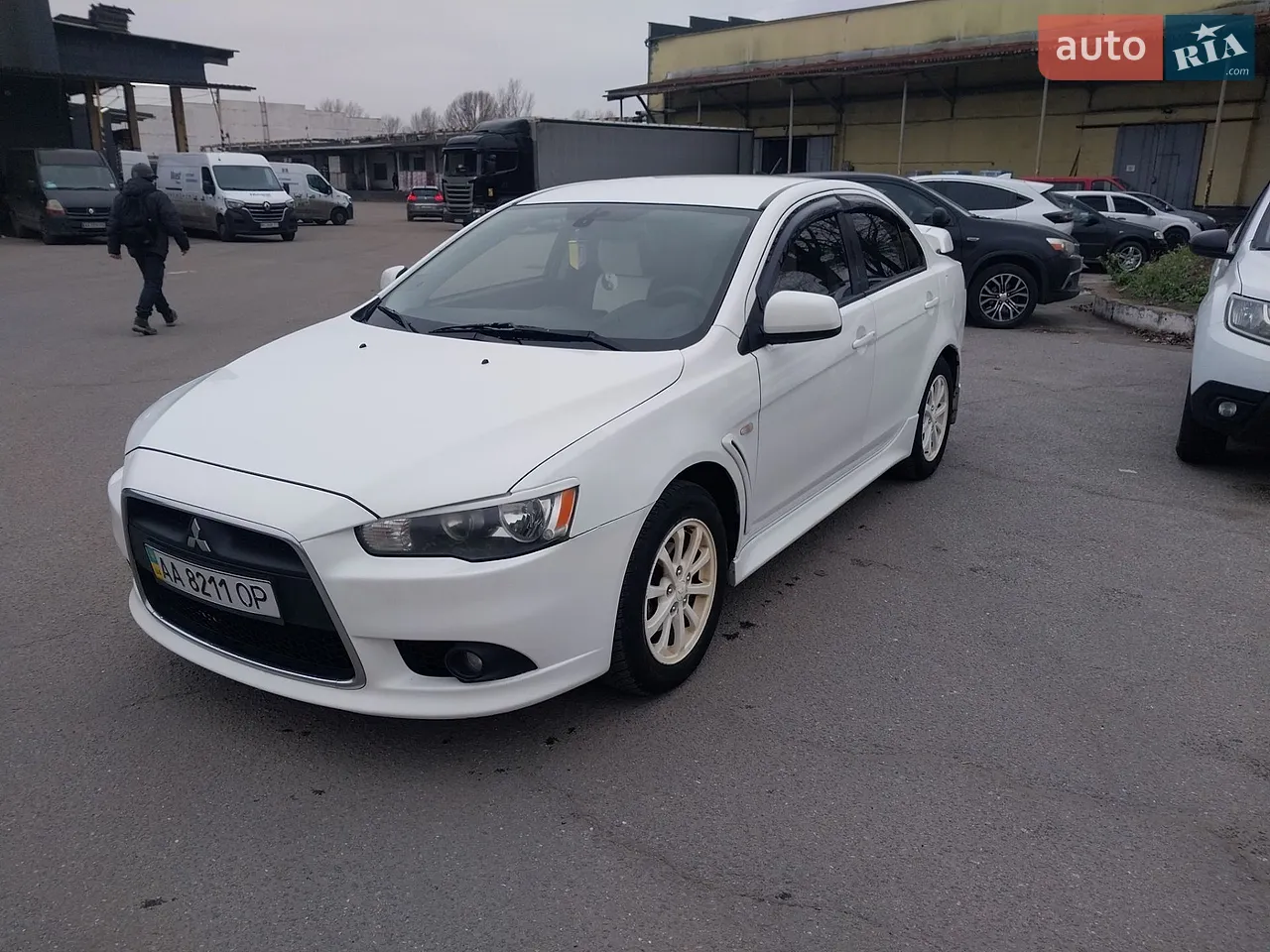 2013 Mitsubishi Lancer - мініатюра 13