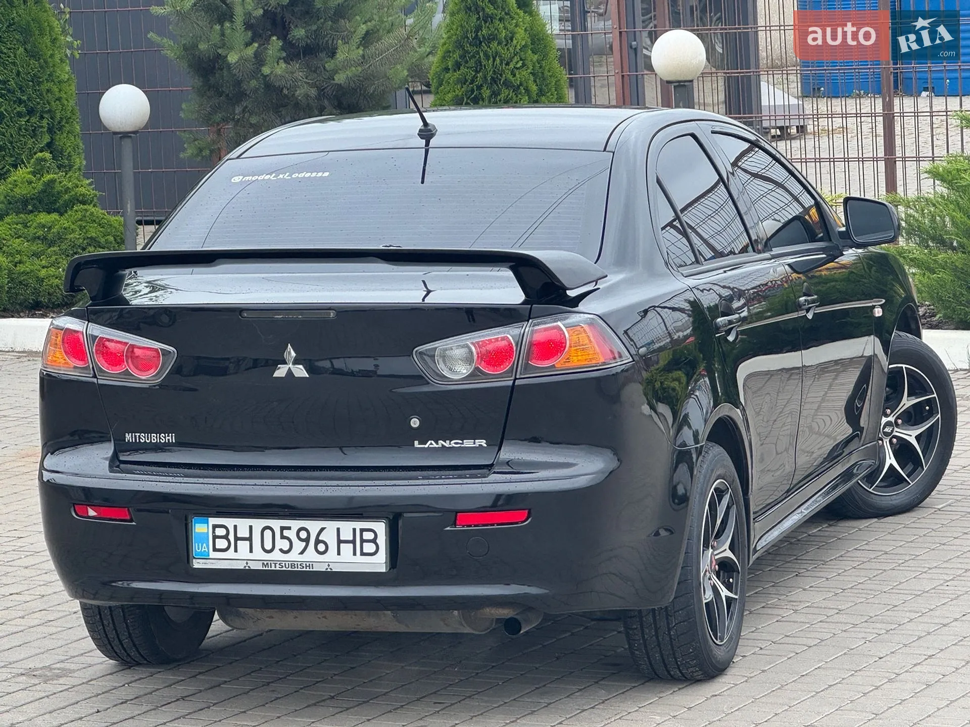 2010 Mitsubishi Lancer - мініатюра 10