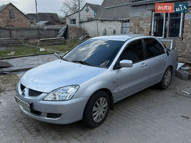 Mitsubishi Lancer