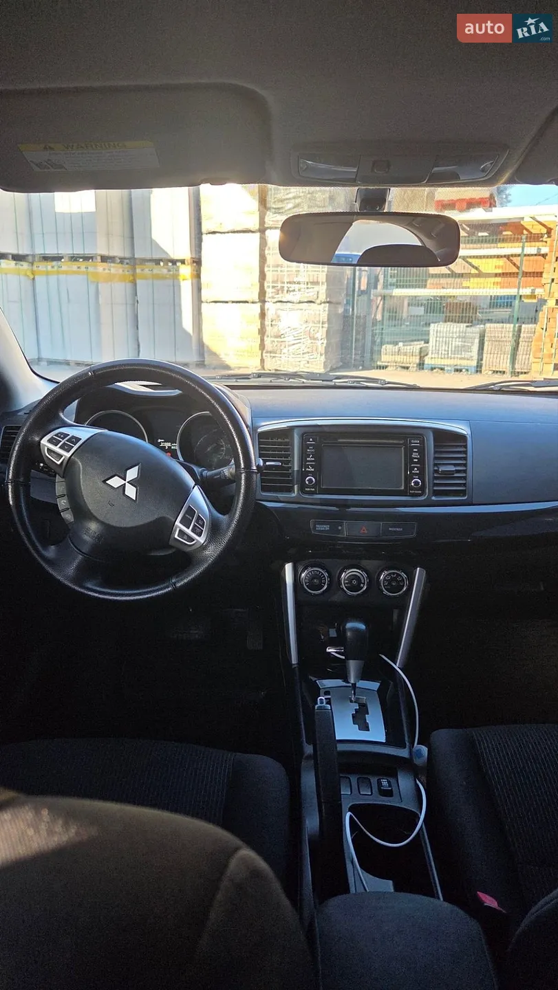 2016 Mitsubishi Lancer - мініатюра 8