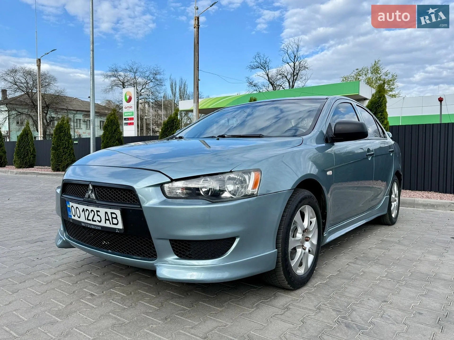 2010 Mitsubishi Lancer - мініатюра 3