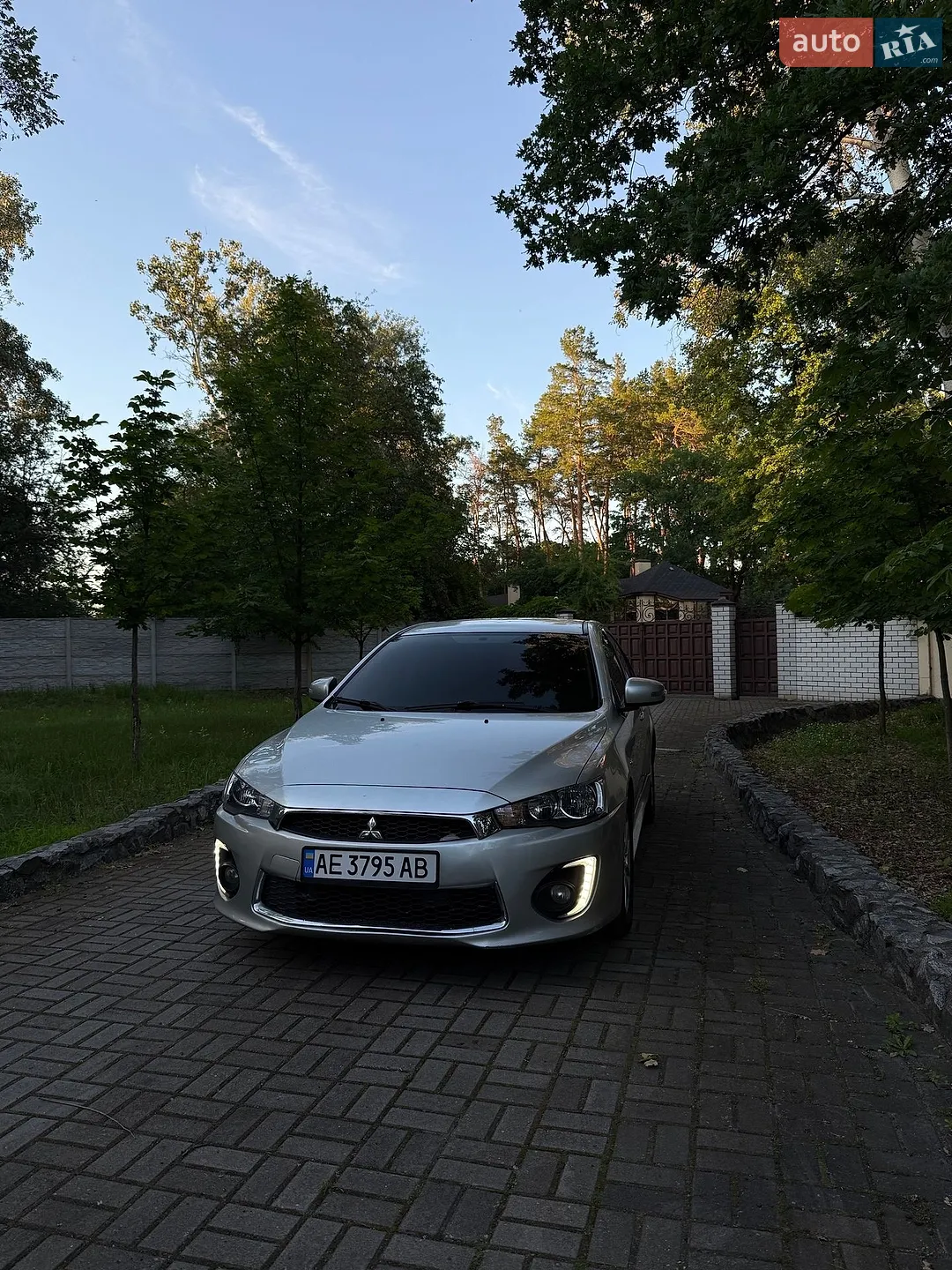 2015 Mitsubishi Lancer - мініатюра 15