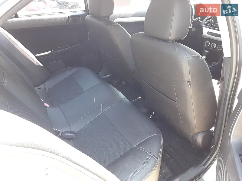 Mitsubishi Lancer 2007 VIN JMBSTCY4A8U003568 фото оголошення 15 з 58