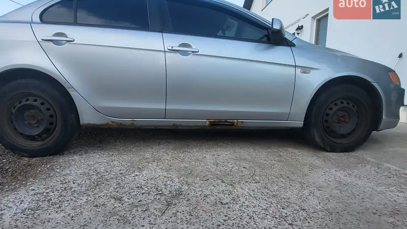 Mitsubishi Lancer 2009 VIN JMBSRCY2A9U004806 фото оголошення 5 з 46