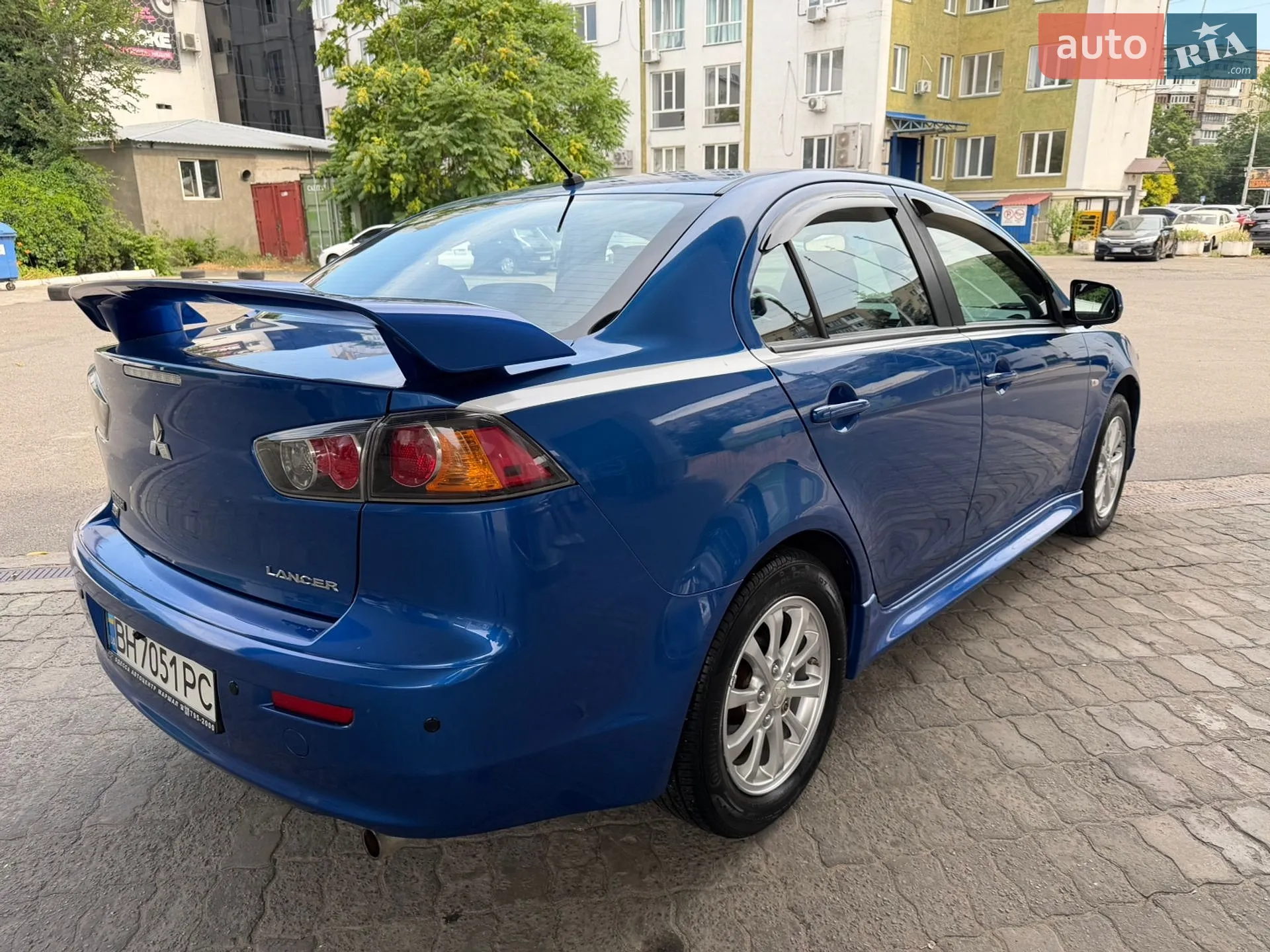 2011 Mitsubishi Lancer - мініатюра 2