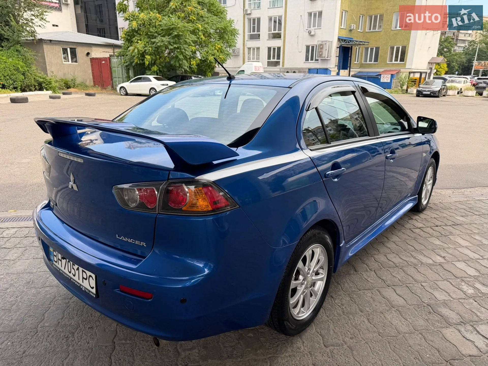 2011 Mitsubishi Lancer - мініатюра 14