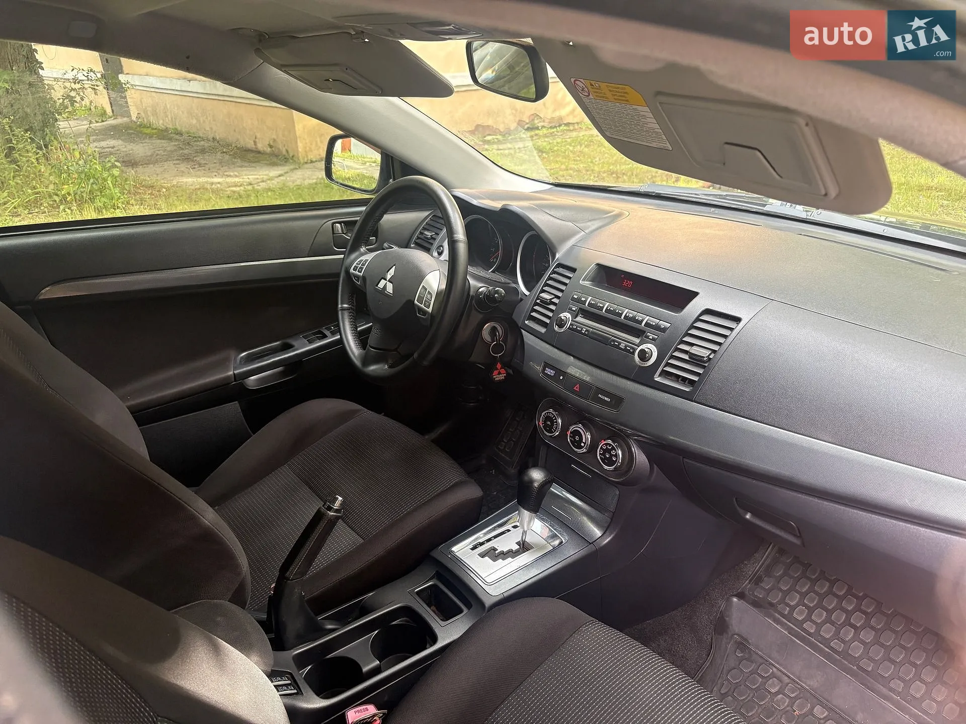 2011 Mitsubishi Lancer - мініатюра 20