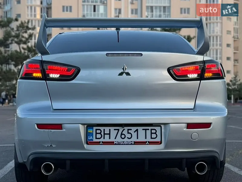 Mitsubishi Lancer