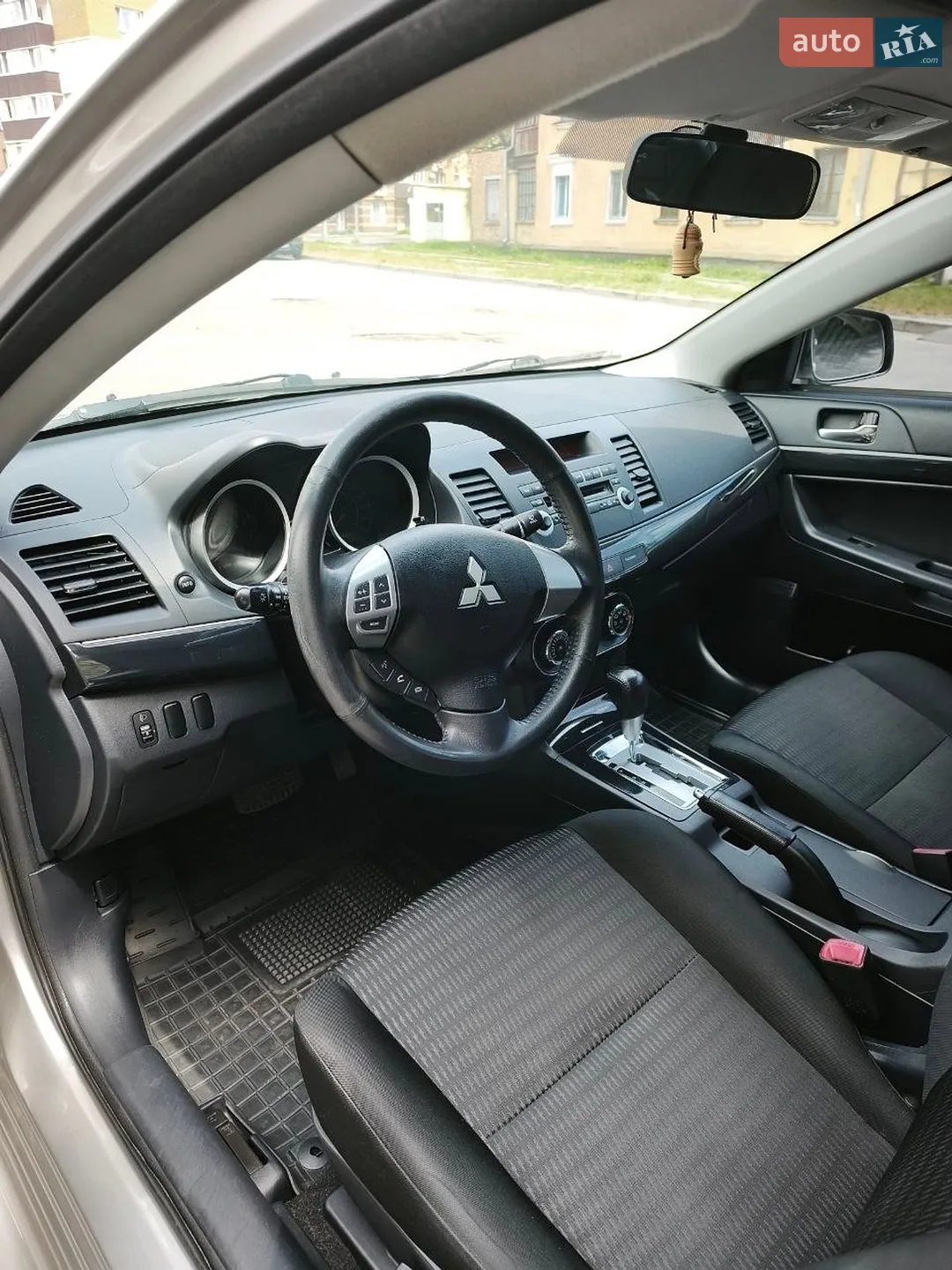 2012 Mitsubishi Lancer - мініатюра 11