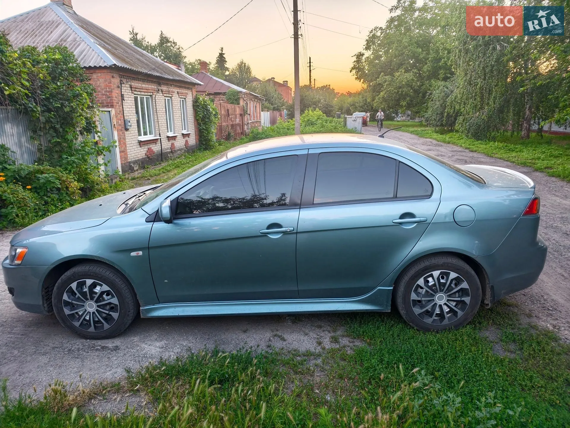 2011 Mitsubishi Lancer - мініатюра 8