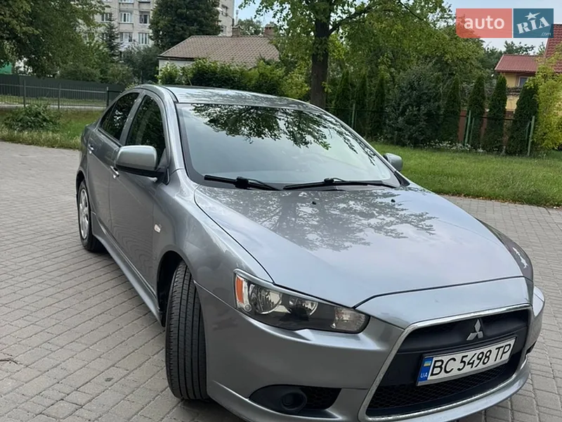 Mitsubishi Lancer 2012