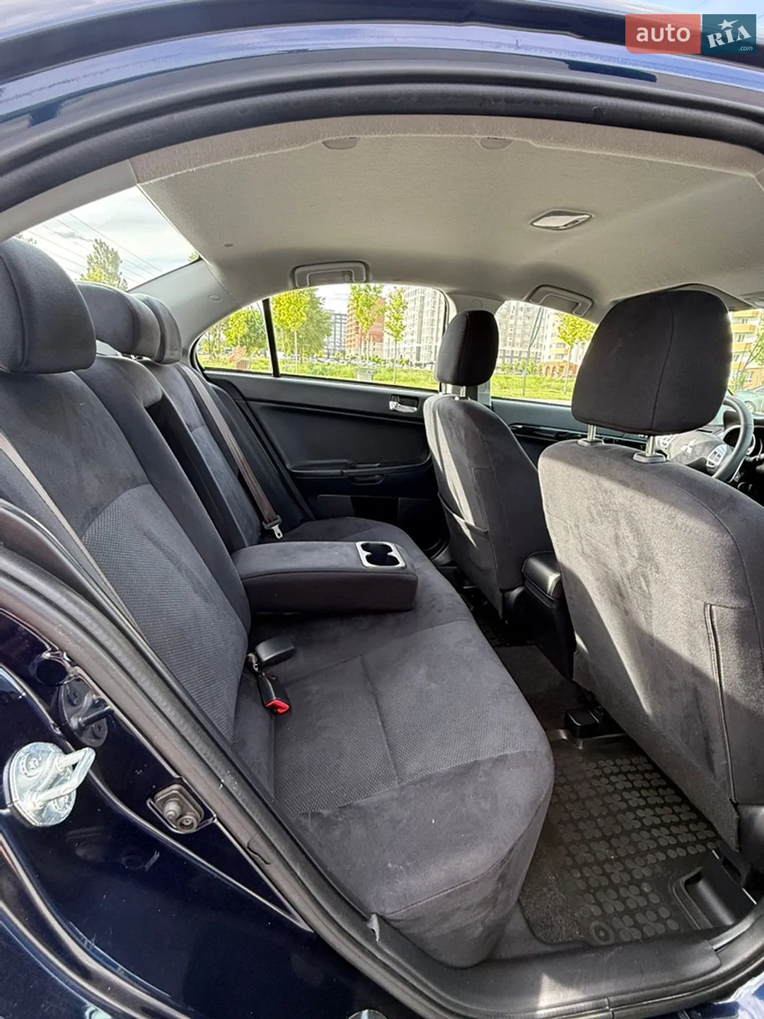 2014 Mitsubishi Lancer - мініатюра 15