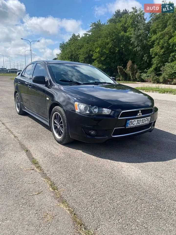 2010 Mitsubishi Lancer - мініатюра 26