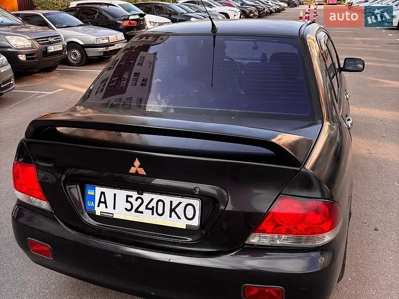 Mitsubishi Lancer