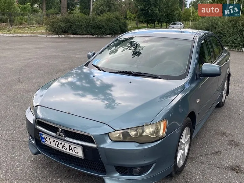 Mitsubishi Lancer