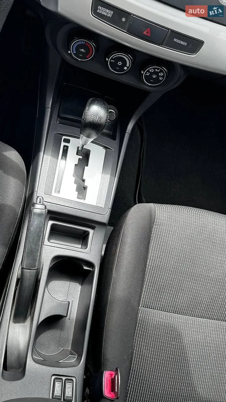 2011 Mitsubishi Lancer - мініатюра 21