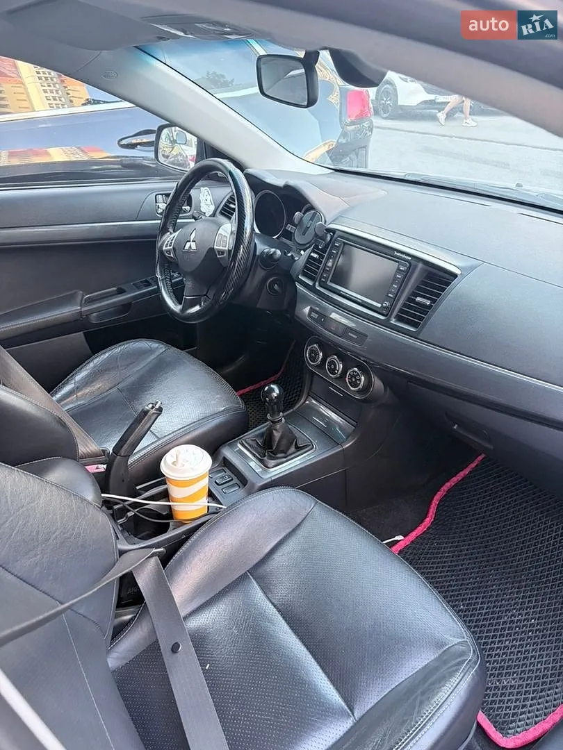 2010 Mitsubishi Lancer - мініатюра 6