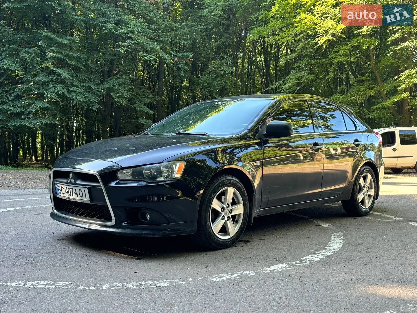 2010 Mitsubishi Lancer - мініатюра 2