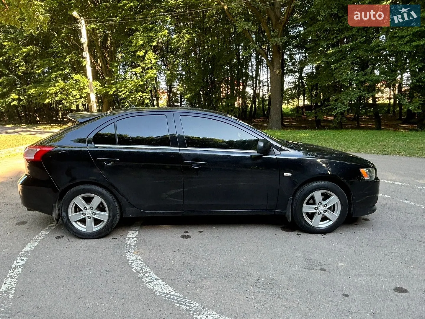 2010 Mitsubishi Lancer - мініатюра 5