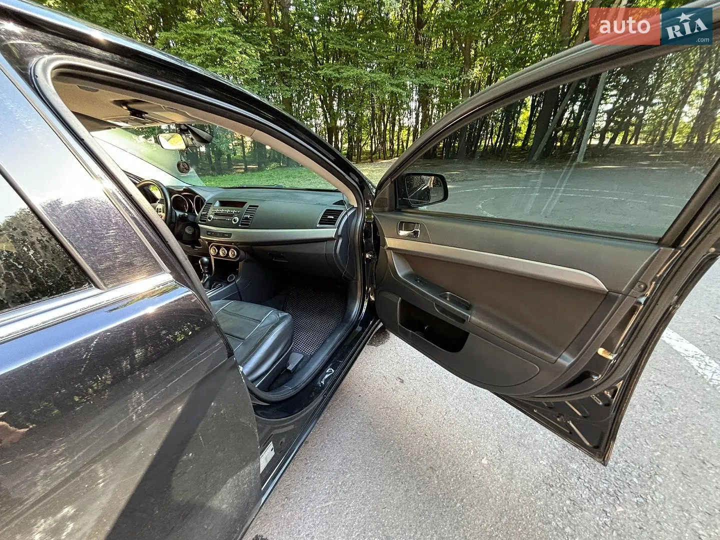 2010 Mitsubishi Lancer - мініатюра 18