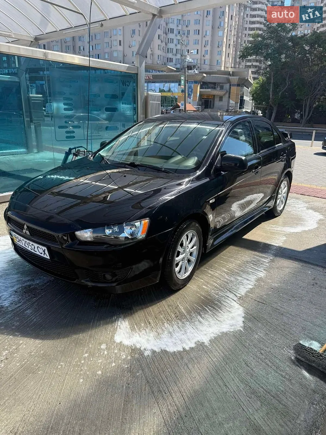 2010 Mitsubishi Lancer - мініатюра 2