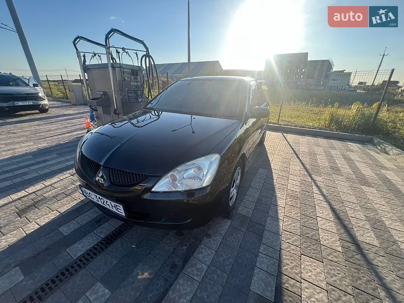 Mitsubishi Lancer