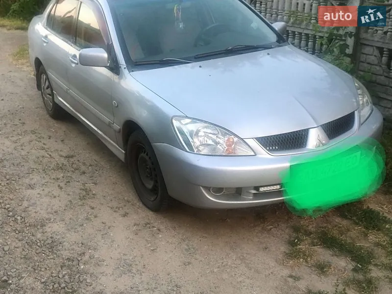 Mitsubishi Lancer