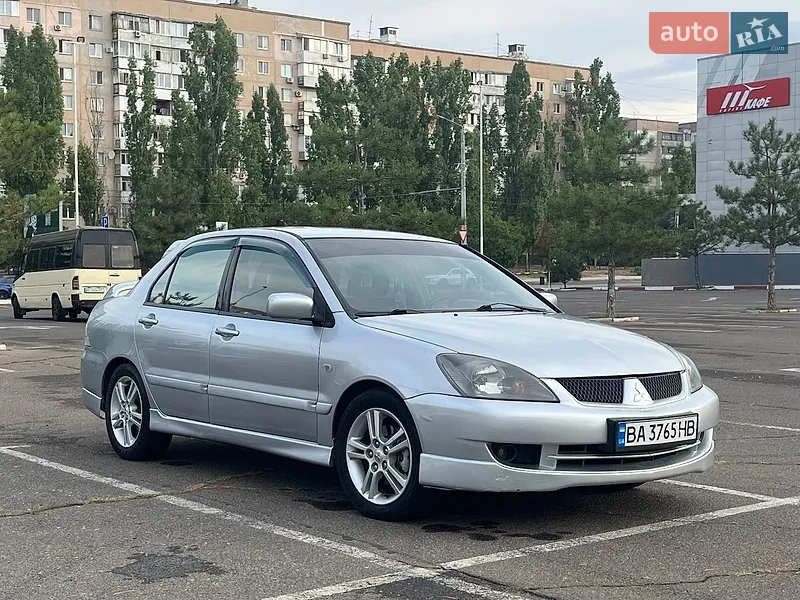 Mitsubishi Lancer