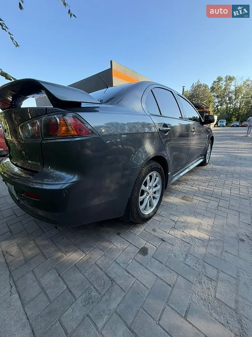 2011 Mitsubishi Lancer - мініатюра 8
