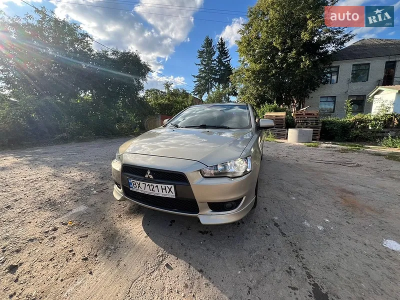 Mitsubishi Lancer
