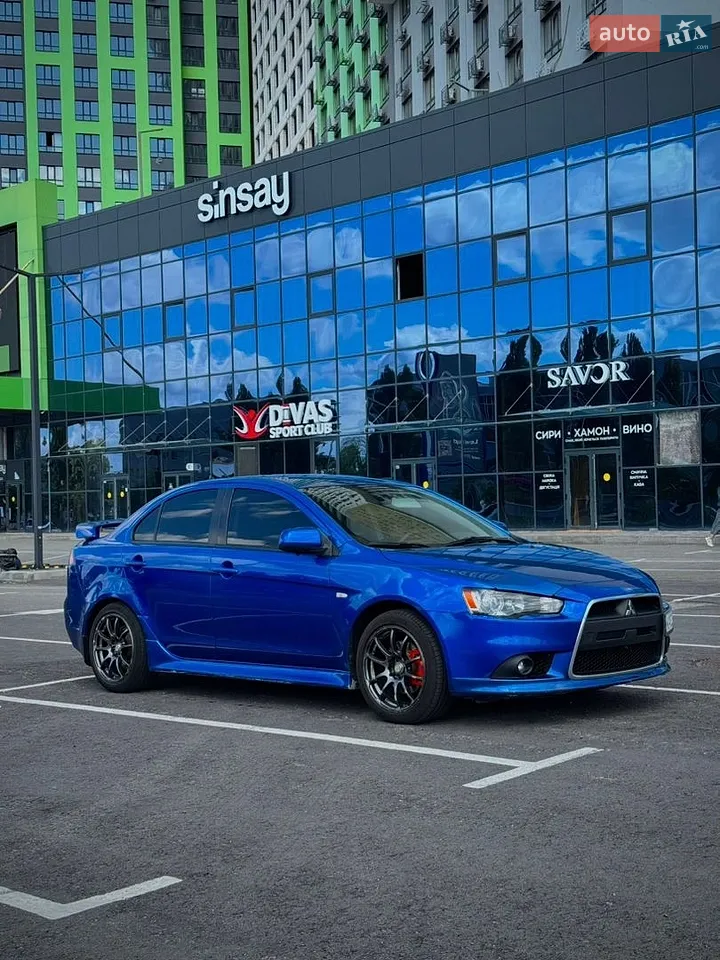 2010 Mitsubishi Lancer - мініатюра 13