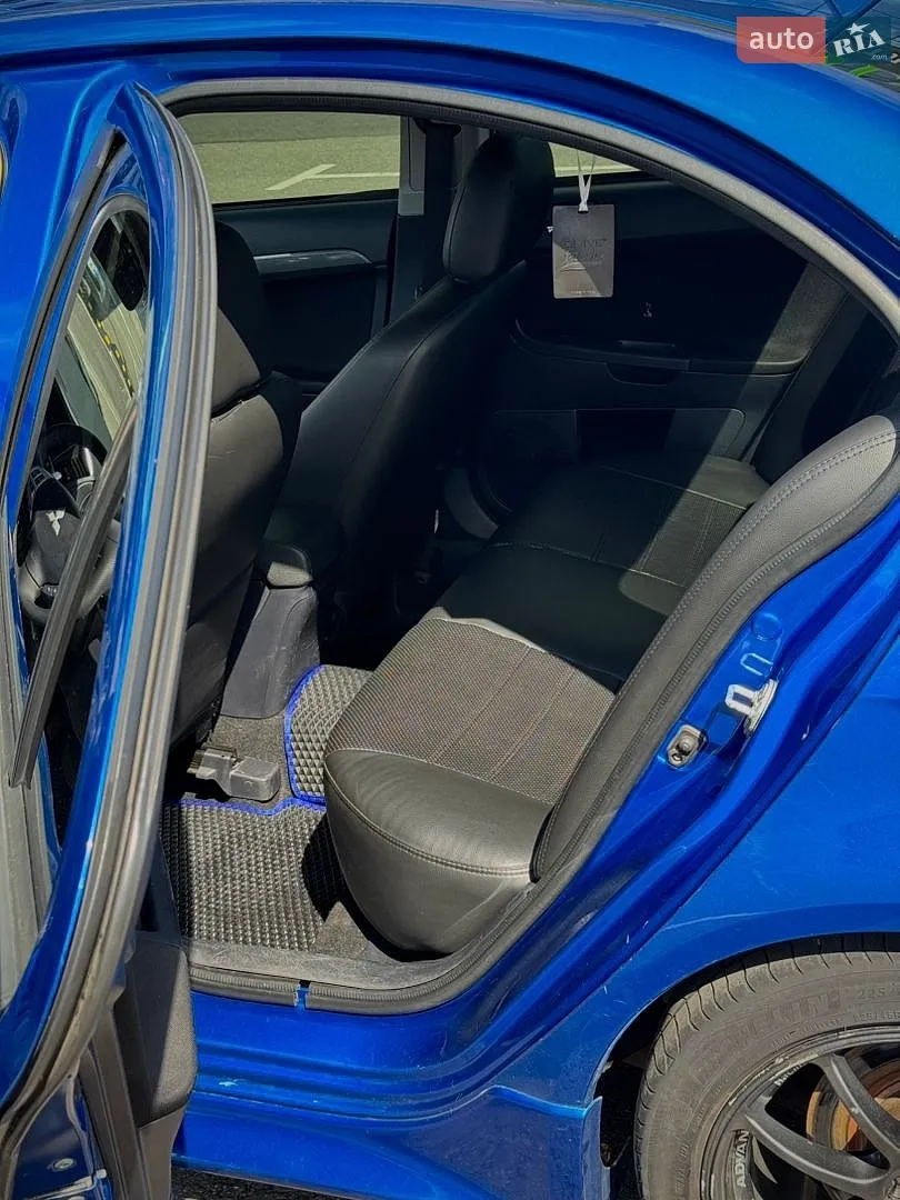 2011 Mitsubishi Lancer - мініатюра 25