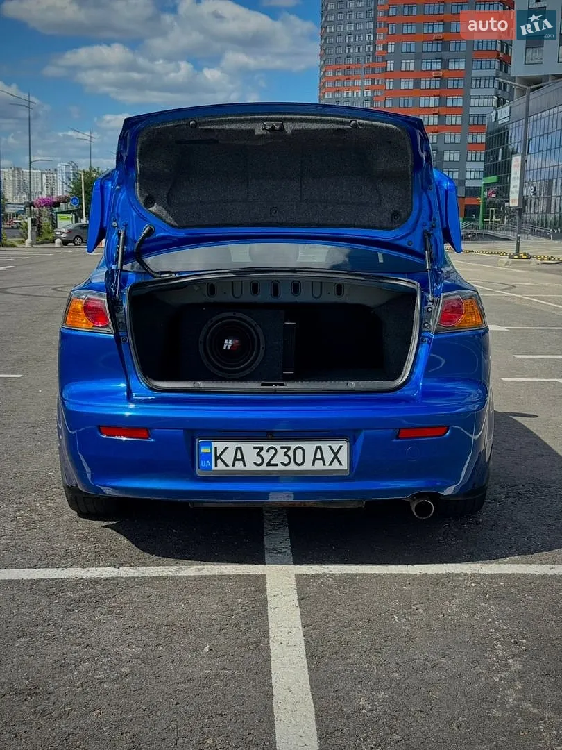 2011 Mitsubishi Lancer - мініатюра 27