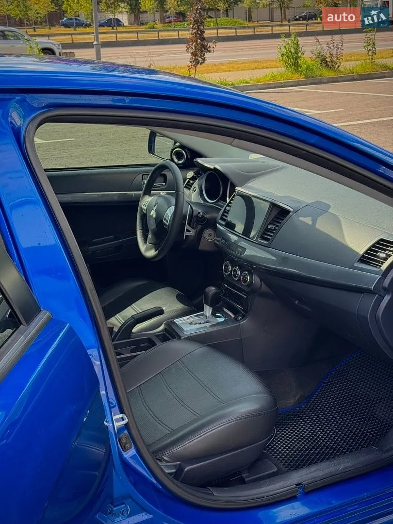 2011 Mitsubishi Lancer - мініатюра 26
