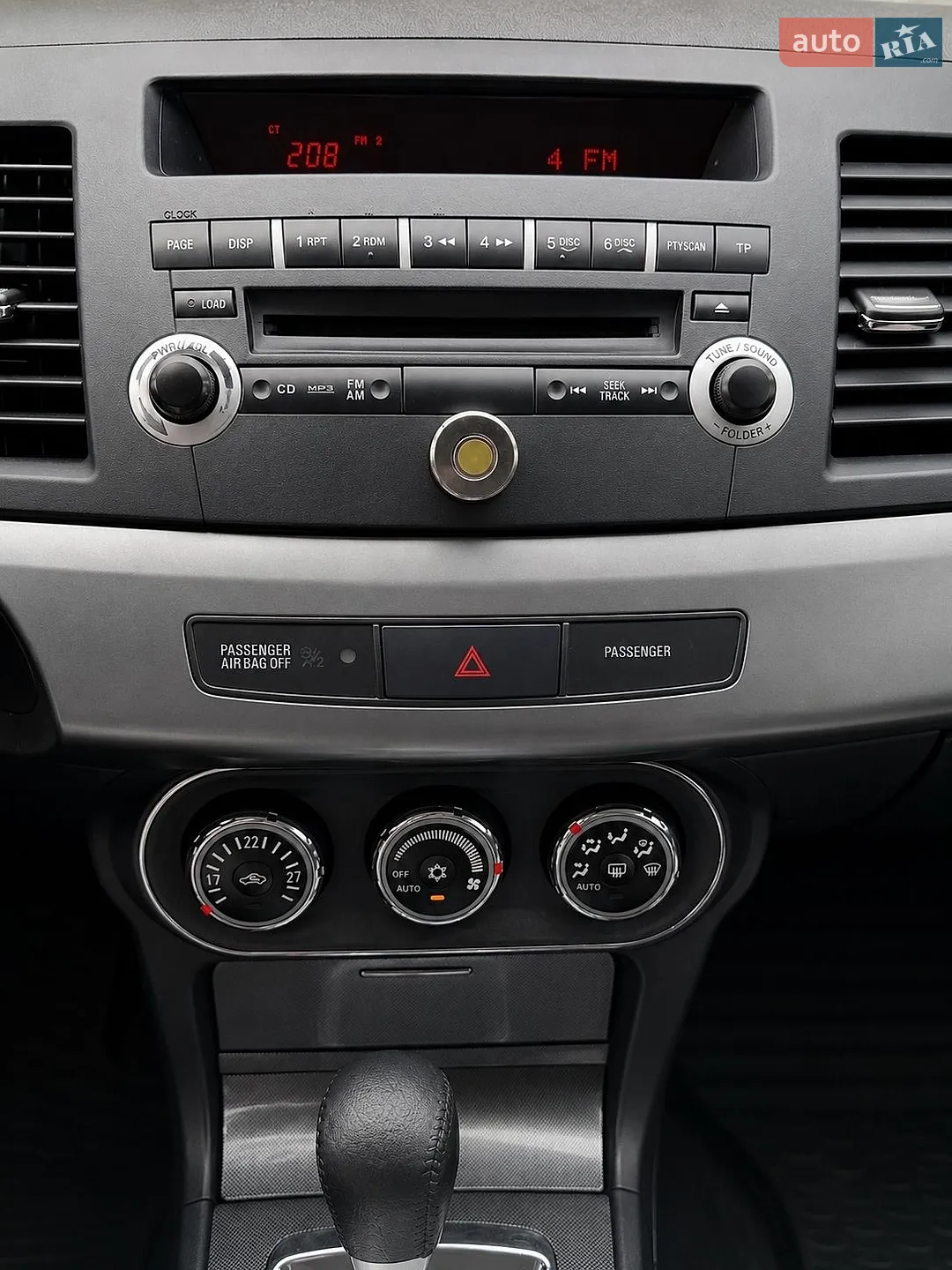 2011 Mitsubishi Lancer - мініатюра 4