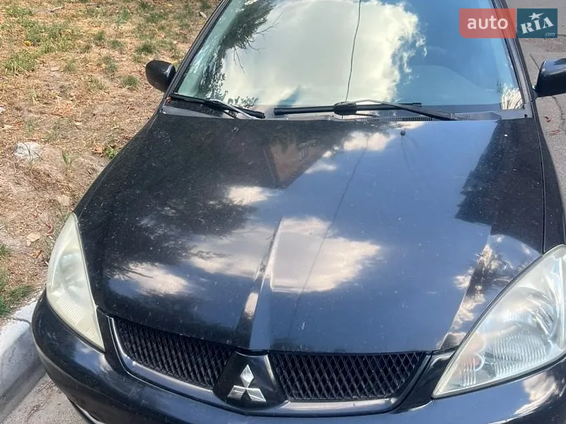 Mitsubishi Lancer