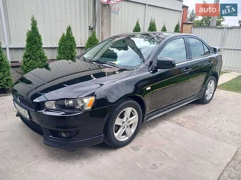 Mitsubishi Lancer