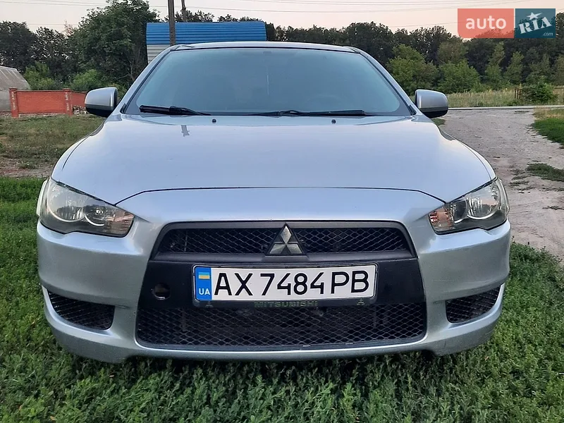 Mitsubishi Lancer