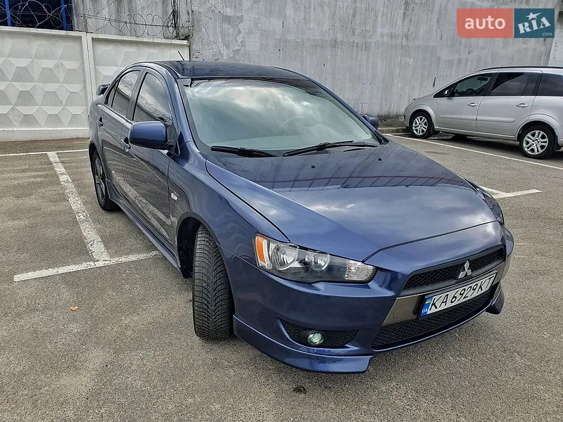 Mitsubishi Lancer