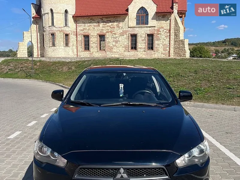 Mitsubishi Lancer