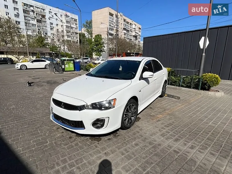 Mitsubishi Lancer 2016