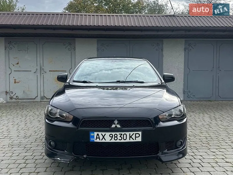 Mitsubishi Lancer