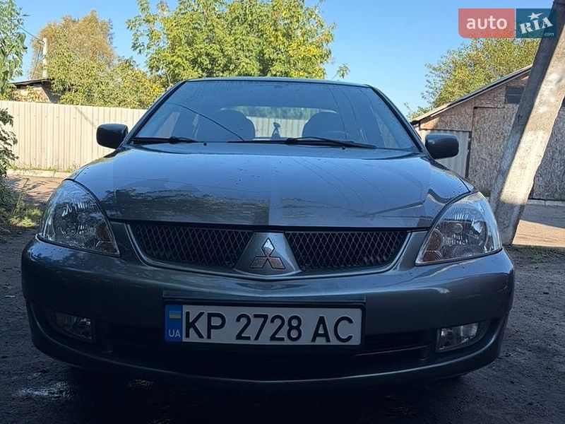 Седан Mitsubishi Lancer 2006 в Недригайлове