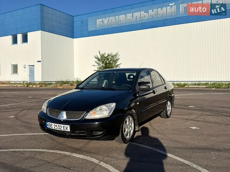Mitsubishi Lancer