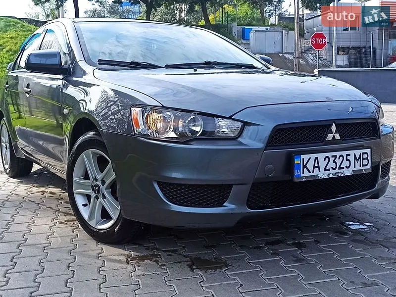 Mitsubishi Lancer 2011